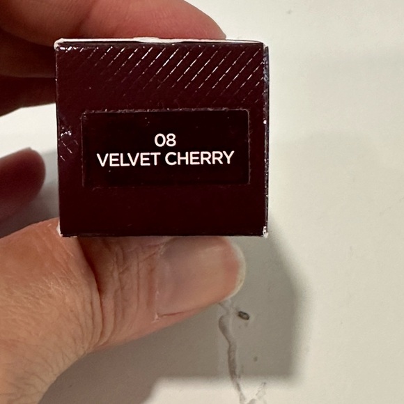 Tom ford number 08 lip color. Velvet cherry. NWT. - Picture 2 of 8